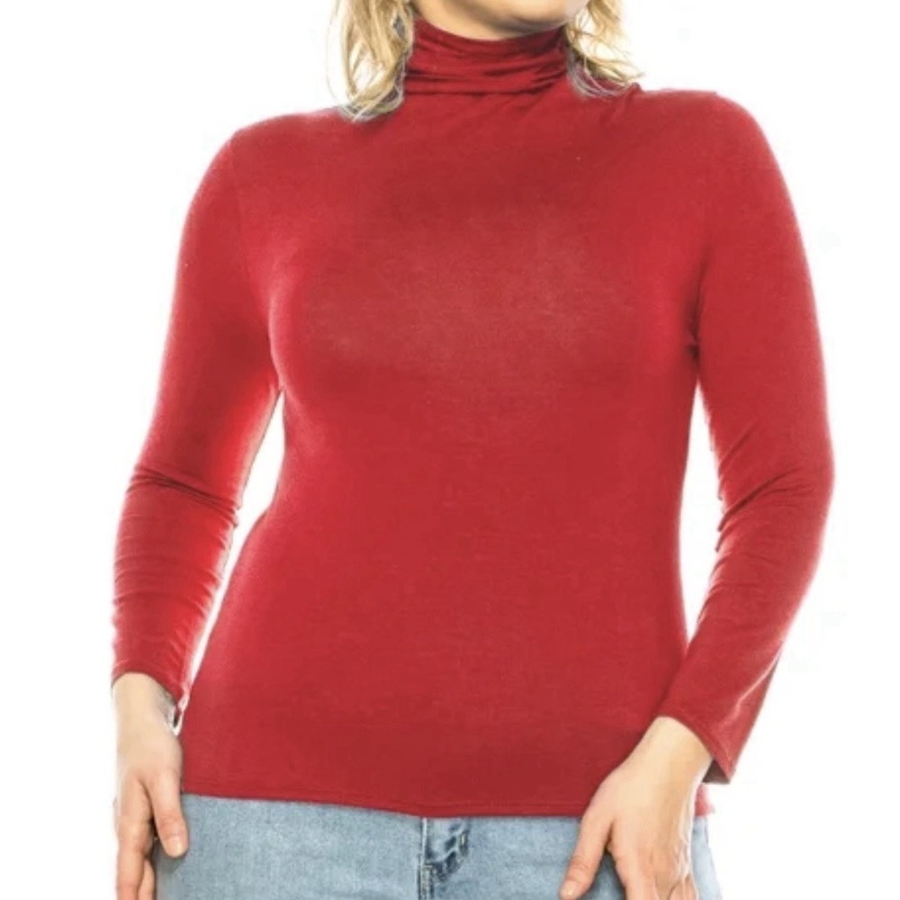 NWT Grace + Karma Sparkly Turtleneck Top Plus 3X Red Metallic Slinky Christmas